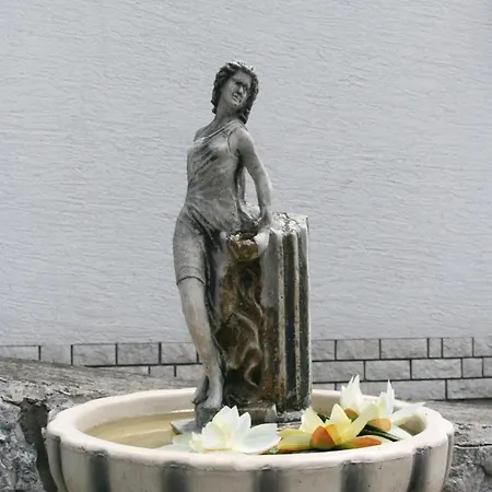 5534b * 德拉马利